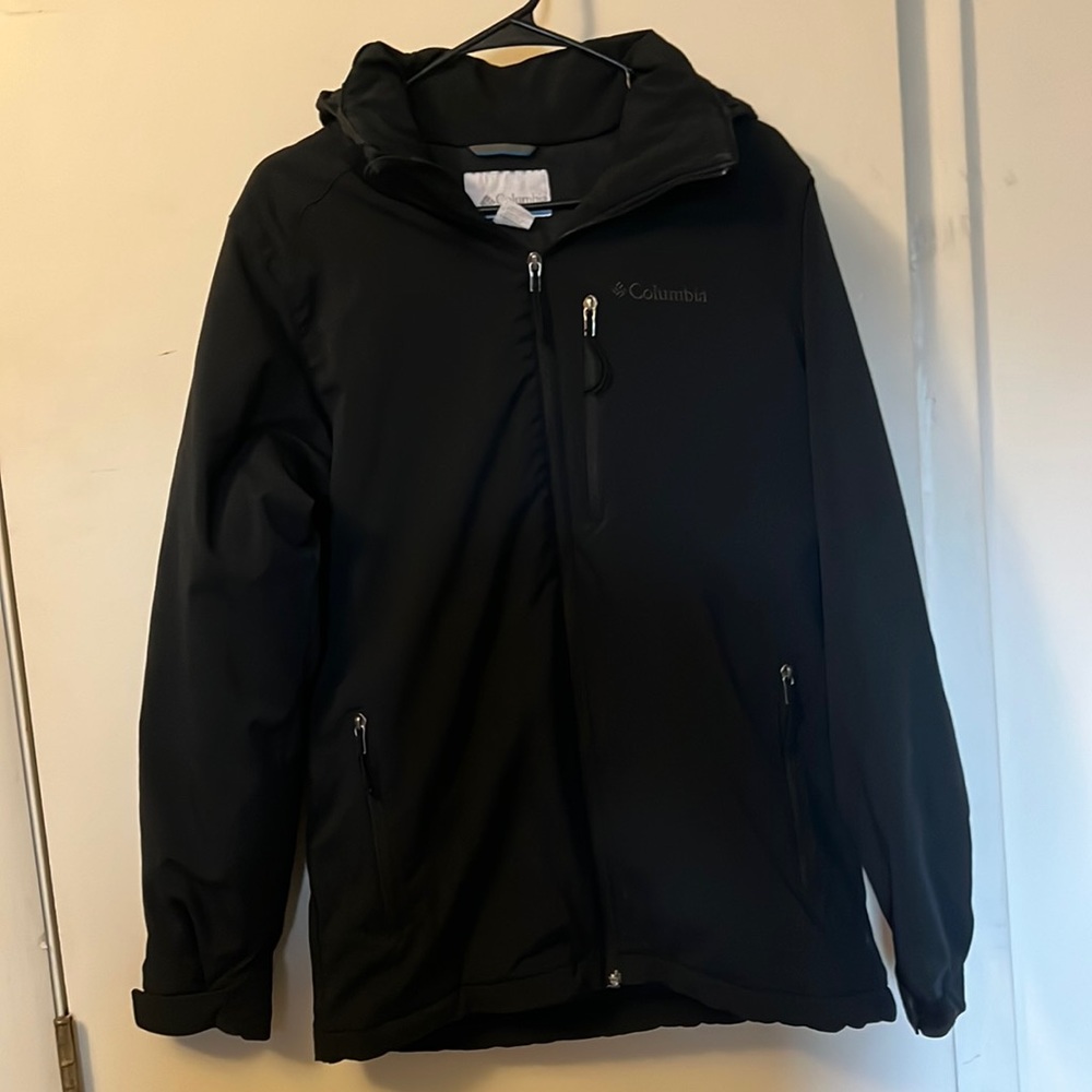 Columbia Heavy Black Coat - Men’s Small